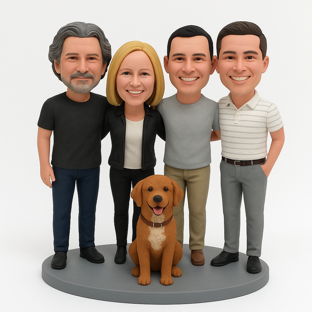 Family Bond Bobblehead with Pet